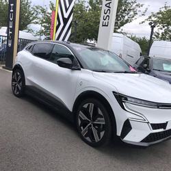 Renault Megane E-Tech Megane E-Tech EV60 220 ch super charge Iconic Vire Normandie