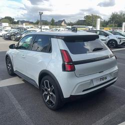 Renault R5 E-Tech Renault 5 E-Tech Electrique 120 ch autonomie urbaine Techno Lamballe-Armor