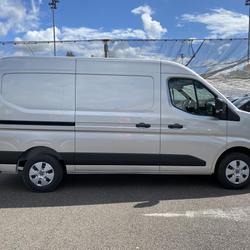 Renault Master IV FOURGON DCI BLUE 150 EXTRA TRACTION L2H2 3T5 AUTO Le Creusot