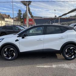 Renault Captur II (2) 1.8 E-TECH FULL HYBRID 160 TECHNO AVEC REGUALTEUR ADAPTATIF Le Creusot