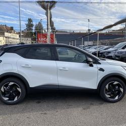 Renault Captur II (2) 1.8 E-TECH FULL HYBRID 160 TECHNO AVEC REGUALTEUR ADAPTATIF Le Creusot
