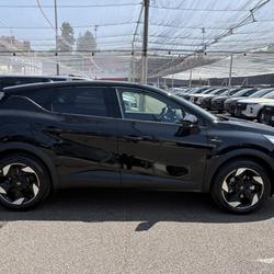 Renault Captur II (2) 1.8 E-TECH FULL HYBRID 160 TECHNO AVEC REGUALTEUR ADAPTATIF Le Creusot