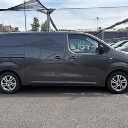 Opel Vivaro fourgon III FOURGON 2.0 DIESEL 180 CH L2 PACK BUSINESS BVA8 ATTELAGE / KIT BOIS Le Creusot