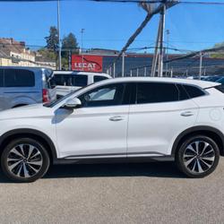 BYD Seal U (2) 1.5 DM-I 218 PHEV BOOST INTERIEUR NOIR ET BRUN Le Creusot