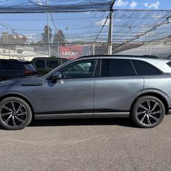 Xpeng G9 575 AWD PERFORMANCE 93.1 KWH CUIR NOIR NAPPA / ATTELAGE / SIEGES MASSANTS / AUDIO DY Le Creusot