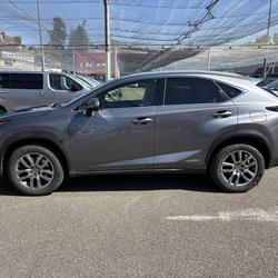 Lexus NX 2.5 300H LUXE 4WD AUTO AVEC ATTELAGE Le Creusot