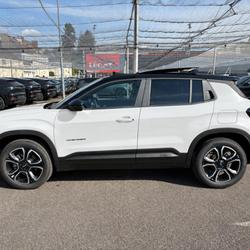 Jeep Avenger (2) 1.2 TURBO T3 110 E-HYBRID SUMMIT BVR6 TOIT OUVRANT / CUIR / MAIN LIBRE Le Creusot