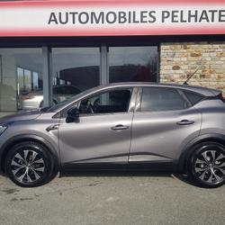 Renault Captur CAPTUR II E-Tech 145 HYBRID EVOLUTION BVA Vitr&eacute;