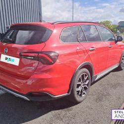 Fiat Tipo 2 Tipo SW 1.5 Firefly Turbo 130 ch S&S DCT7 Hybrid Cross Cesson-S&eacute;vign&eacute;