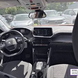 Peugeot e-2008 2008 Electrique 136 ch Style Cesson-S&eacute;vign&eacute;