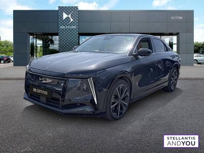 DS Numéro 8 - N°8 ETOILE FWD LONG RANGE 245 ch - 55 990 €