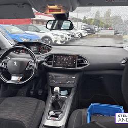 Peugeot 308 II Phase 2 1.5 BlueHDi 130ch S&S BVM6 Active occasion - Cesson-S&eacute;vign&eacute; - photo 2/20