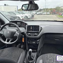 Peugeot 2008 PureTech 82ch S&S BVM5 Signature occasion - Cesson-S&eacute;vign&eacute; - photo 2/20