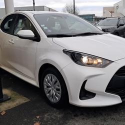 Toyota Yaris Hybride 116h Dynamic Beaucouz&eacute;
