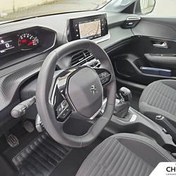 Peugeot 208 208 PureTech 75 S&S BVM5 Style Besan&ccedil;on