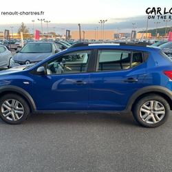 Dacia Sandero TCe 90 - 22 Stepway Essentiel occasion - Nogent-le-Phaye - photo 2/30