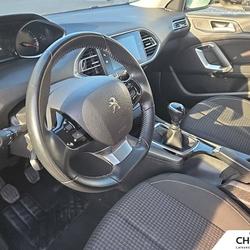 Peugeot 308 societe 308 AFFAIRE BLUEHDI 100 S&S BVM6 PREMIUM PACK Besan&ccedil;on