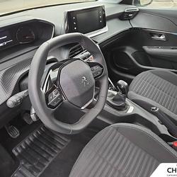 Peugeot 208 208 PureTech 75 S&S BVM5 Style Besan&ccedil;on