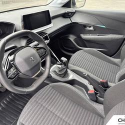 Peugeot 208 208 PureTech 75 S&S BVM5 Style Besan&ccedil;on