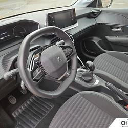 Peugeot 208 208 PureTech 75 S&S BVM5 Style Besan&ccedil;on