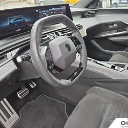 Peugeot 5008 5008 Hybrid 136 e-DCS6 GT Besan&ccedil;on