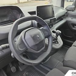Peugeot Partner PARTNER FOURGON STANDARD 650 KG BLUEHDI 100 S&S BVM6 PREMIUM Besan&ccedil;on