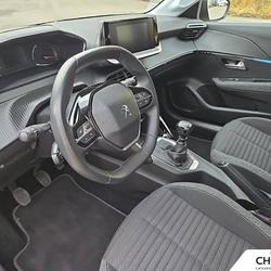 Peugeot 208 208 PureTech 100 S&S BVM6 Style Besan&ccedil;on