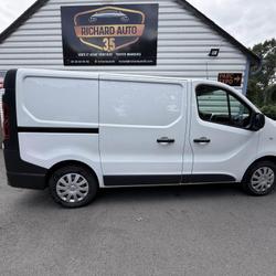 Renault Trafic L1H1 1000 Kg 2.0 dCi - 120 - S&S  III FOURGON Fourgon Grand Confort L1H1 PHASE 2 La Richardais