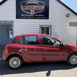 Renault Clio 3 1.2i 16V - 75  III BERLINE TomTom Edition PHASE 2 La Richardais