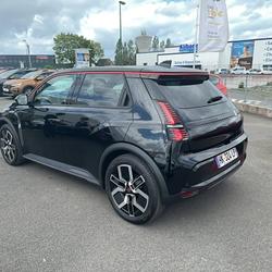 Renault R5 E-Tech Renault 5 E-Tech Electrique 120 ch autonomie urbaine Techno Saint-Brieuc