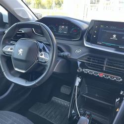 Peugeot 208 e-ACTIVE BUSINESS R SOCIETE 136 cv Orvault