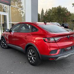 Renault Arkana EVOLUTION TCE 140ch E-TECH MILD HYBRID occasion - Orvault - photo 2/23