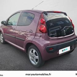 Peugeot 107 107 1.0e 12V 68ch BLUE LION Active Sainte-Austreberthe