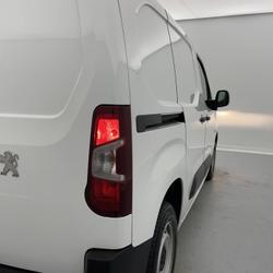 Peugeot Partner PARTNER FOURGON STANDARD 650 KG BLUEHDI 100 S&S BVM6 ASPHALT Saint-Sorlin-de-Vienne