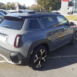 Renault R4 E-Tech Renault 4 E-Tech Electrique 150 ch autonomie confort Techno Quimper