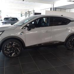 Renault Captur Captur E-Tech full hybrid 160 ch esprit Alpine Quimper