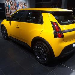 Renault R5 E-Tech 5 E-Tech Electrique 120 ch autonomie urbaine Evolution occasion - Quimper - photo 3/29