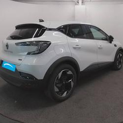 Renault Captur E-Tech full hybrid 145 ch Techno occasion - H&eacute;rouville-Saint-Clair - photo 2/21