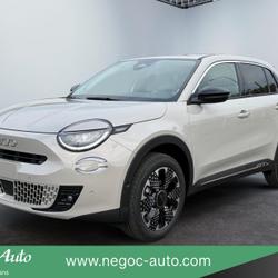 Fiat 600e 1.2 HYBRID 145 LA PRIMA DCT6 Clonas-sur-Var&egrave;ze