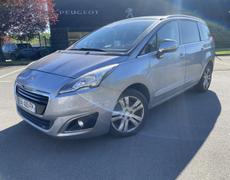 Peugeot 5008 Wattrelos