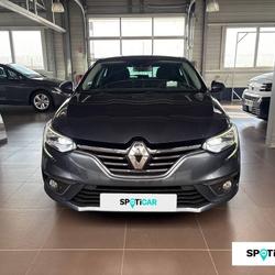 Renault Megane 4 M&eacute;gane IV Berline TCe 140 EDC FAP Intens Saint-&Eacute;tienne