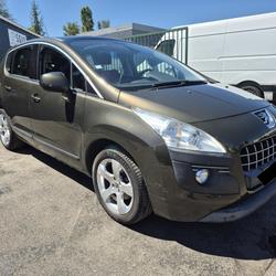 Peugeot 3008 1.6 HDi 16V FAP 110cv Premium Pack La Chapelle-sur-Erdre