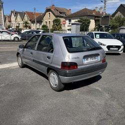 Citroen Saxo 1.4 - 75 BVA Exclusive occasion - Brive-la-Gaillarde - photo 3/26