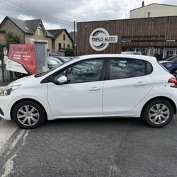 Peugeot 208 1.2i PureTech - 82 Style clim Brive-la-Gaillarde