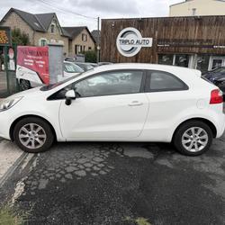 Kia Rio 1.2i - 85 Style + clim occasion - Brive-la-Gaillarde - photo 2/26
