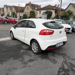 Kia Rio 1.2i - 85 Style + clim occasion - Brive-la-Gaillarde - photo 3/26