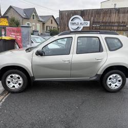 Dacia Duster 1.5 dCi FAP - 110 suivi complet avec facture + clim occasion - Brive-la-Gaillarde - photo 2/46