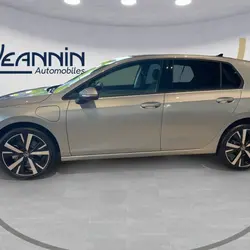 Volkswagen Golf 8 Golf 1.5 eHybrid 204 DSG6 VW Edition Vert-Saint-Denis