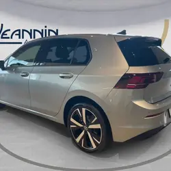 Volkswagen Golf 8 Golf 1.5 eHybrid 204 DSG6 VW Edition Vert-Saint-Denis