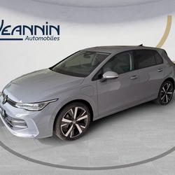 Volkswagen Golf 8 Golf 1.5 eHybrid 204 DSG6 VW Edition Vert-Saint-Denis